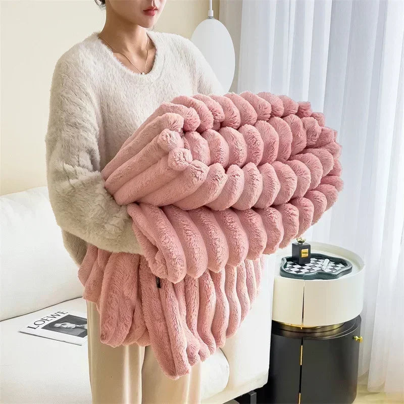 Luxury Soft Faux Rabbit Fur Throw Blanket Fluffy Warm Solid Color Plush Blanket for Sofa Bed Single Double Spring Autumn Plaid