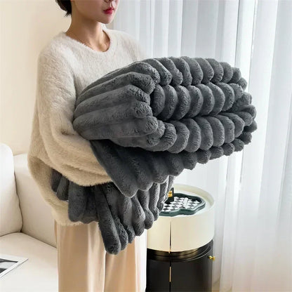 Luxury Soft Faux Rabbit Fur Throw Blanket Fluffy Warm Solid Color Plush Blanket for Sofa Bed Single Double Spring Autumn Plaid